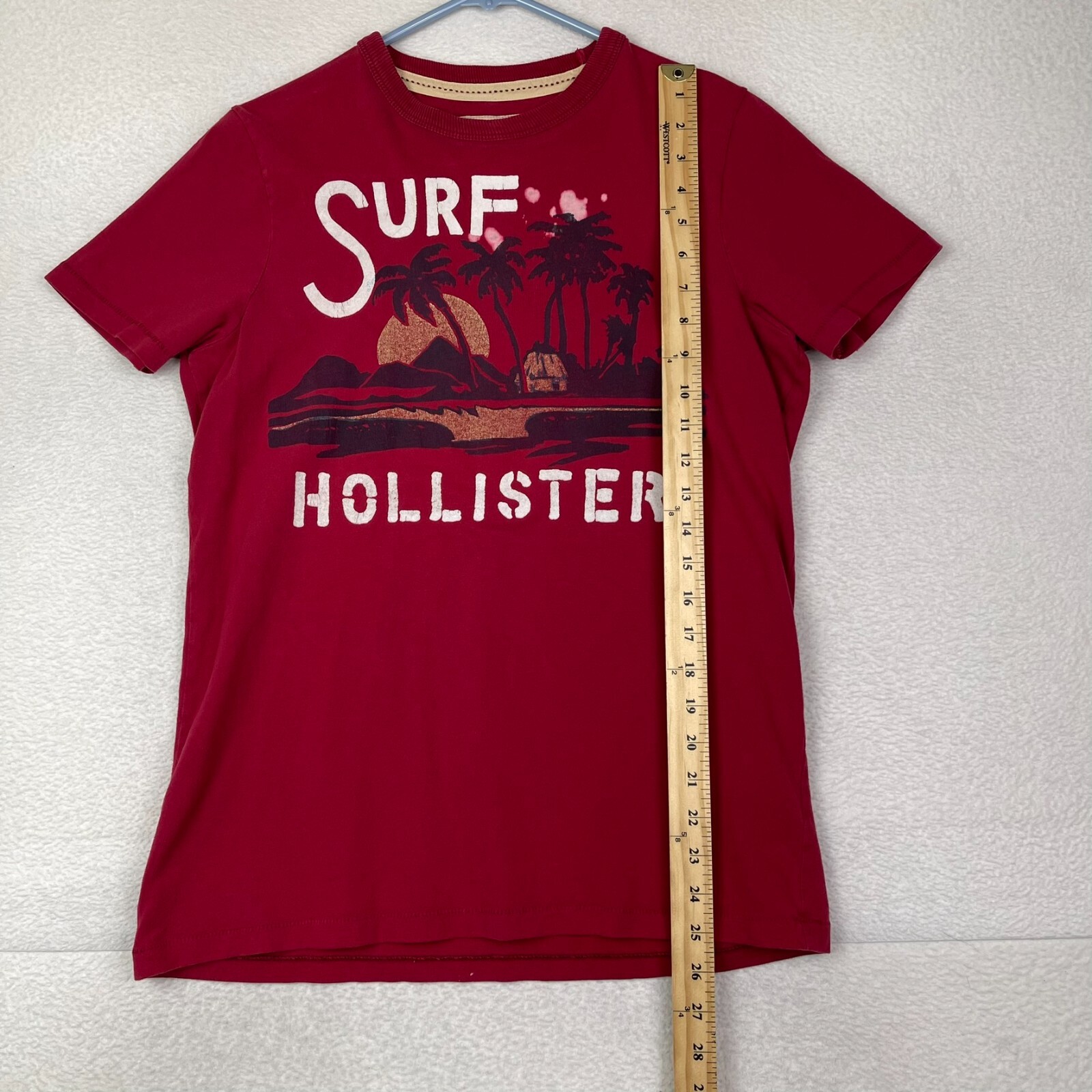 Hollister Surf T Shirt Men’s Medium Short Sleeve Crewneck Red