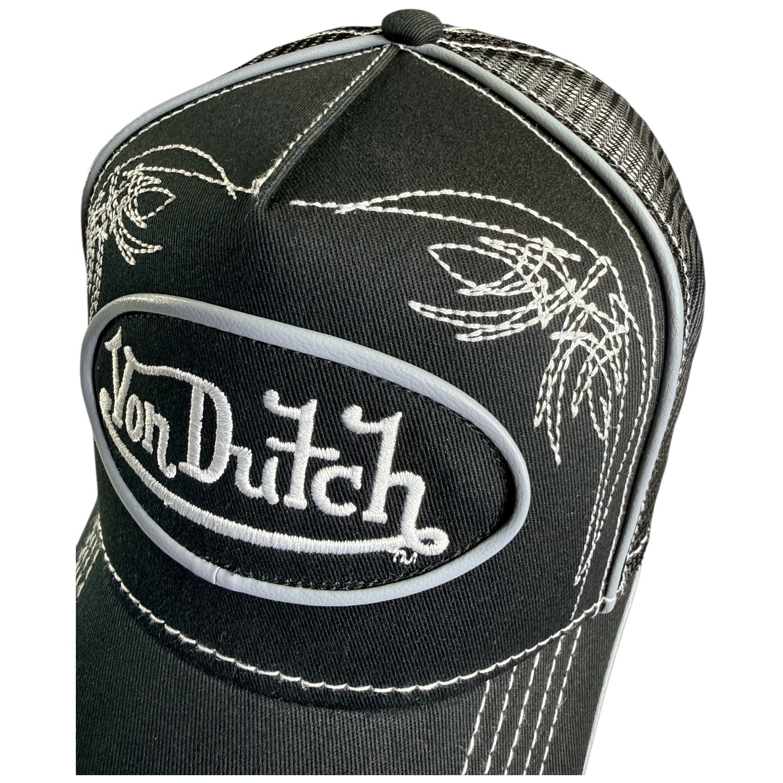 Von Dutch Hat SnapBack BIKER Trucker Mesh, PIPING TRIM, Patch Black NEW W/ TAGS!