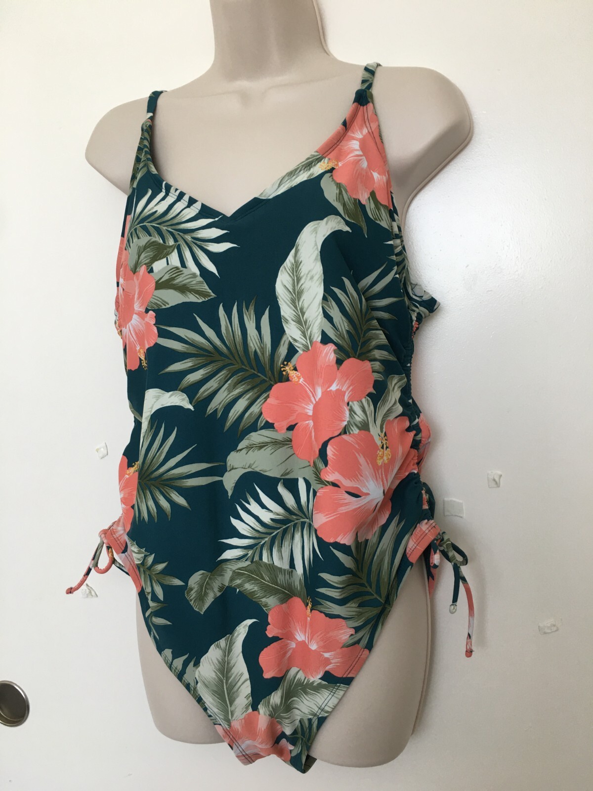 Kona Sol Womens Swimsuit One Piece Swimwear Green Floral Tropical Side Cinch…