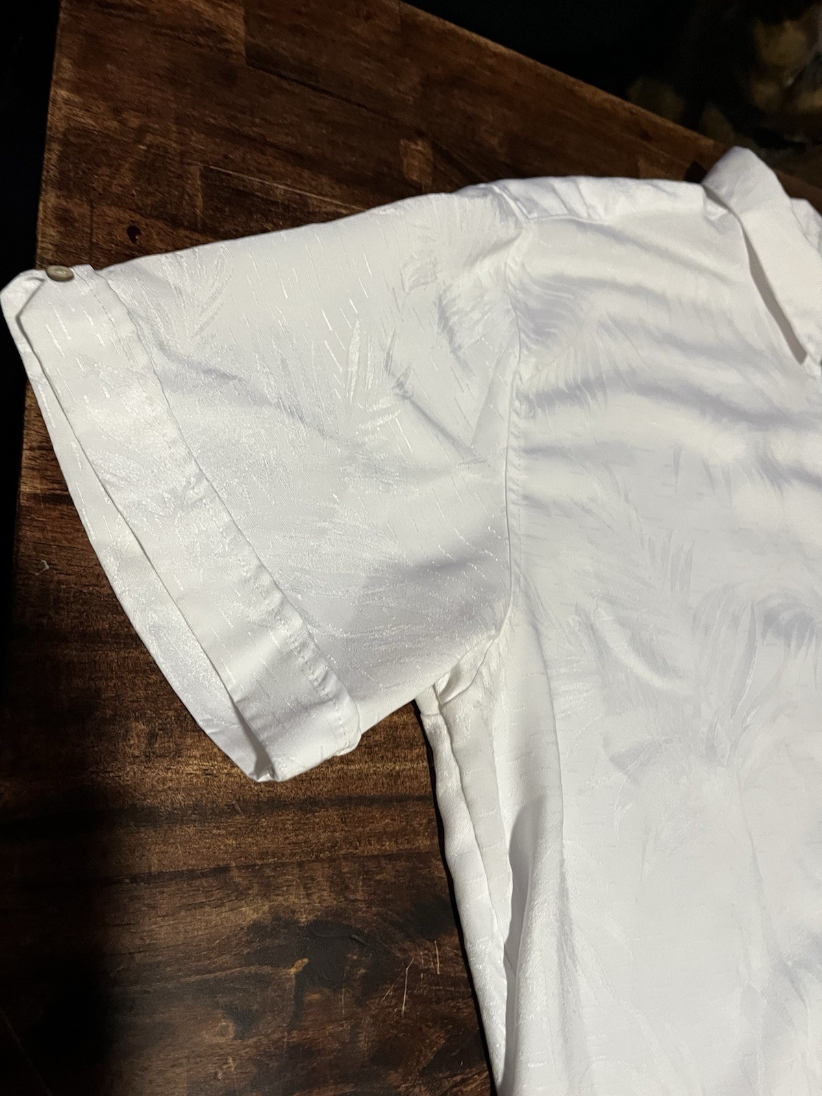 XL Cubavera White/ White Floral Short Sleeve Button Down With Collar