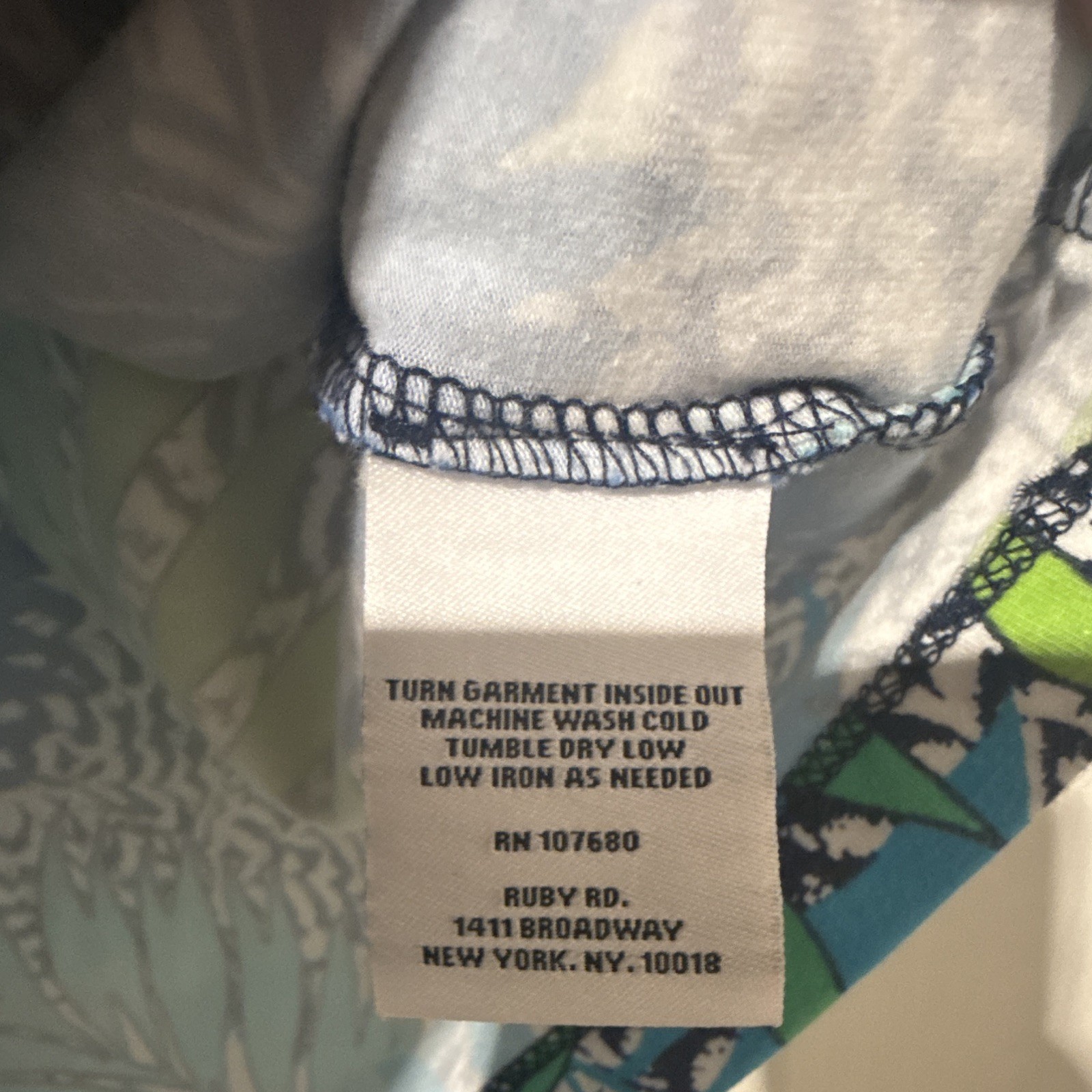 Ruby Rd. Favorites Blue/Green/White Floral V-Neck 3/4 Sleeve Knit Top M