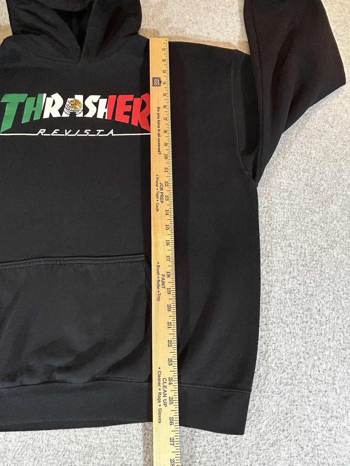Thrasher Hoodie Mens XL Black Pullover Fleece Sweatshirt Mexico Revista Skater
