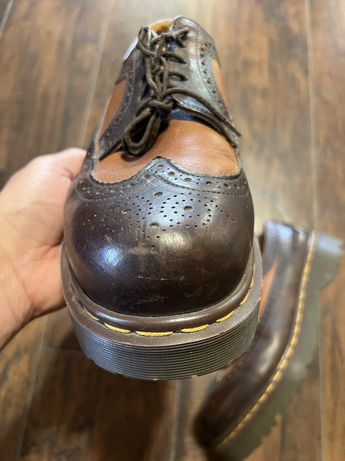 Vintage Dr. Martens 3989 Wingtip Brogue Shoes Mens Size 10 Brown Made in England