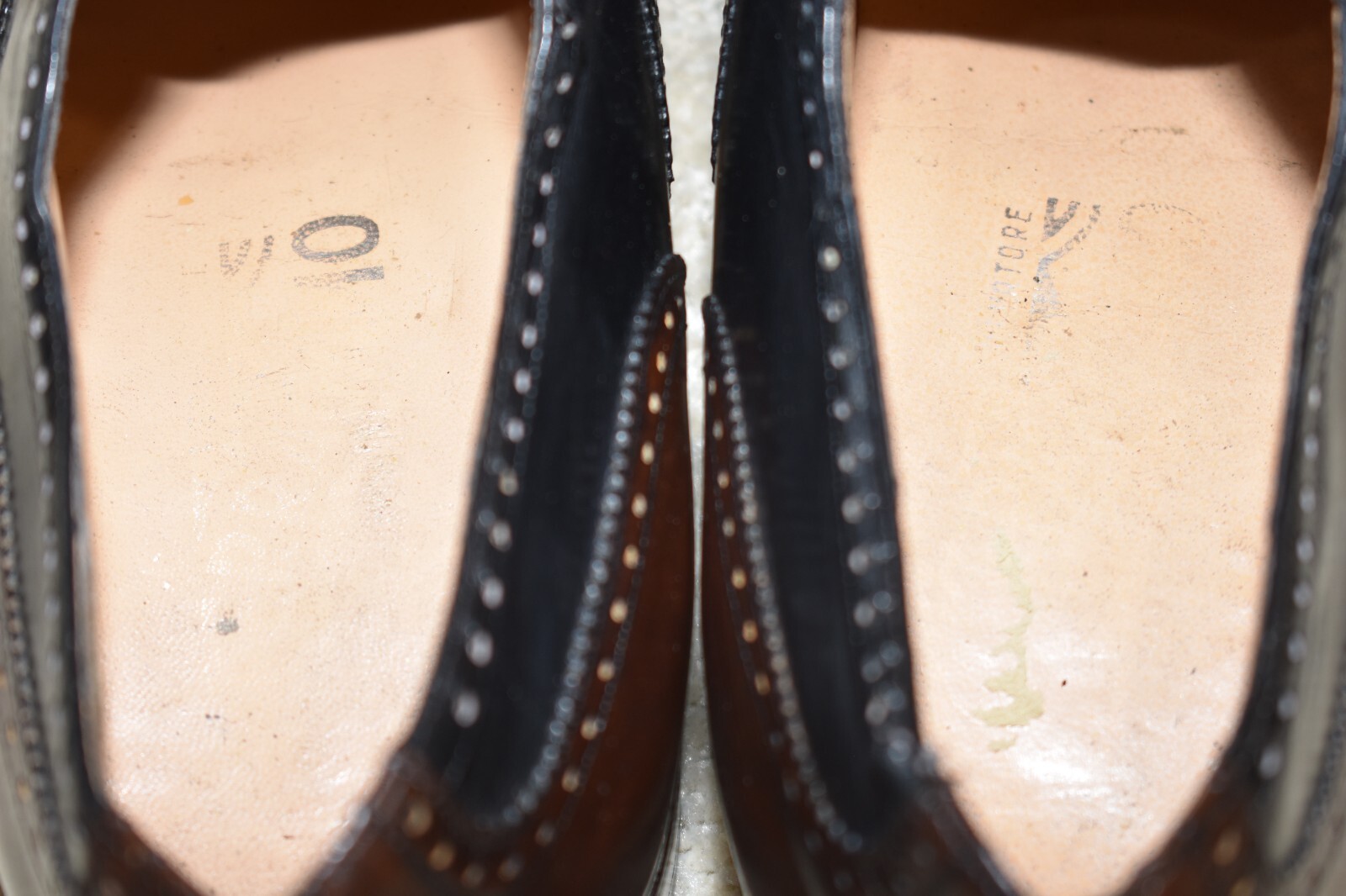 GORGEOUS SALVATORE FERRAGAMO “TWO TONE” ITALY MADE OXFORDS 10 D $895