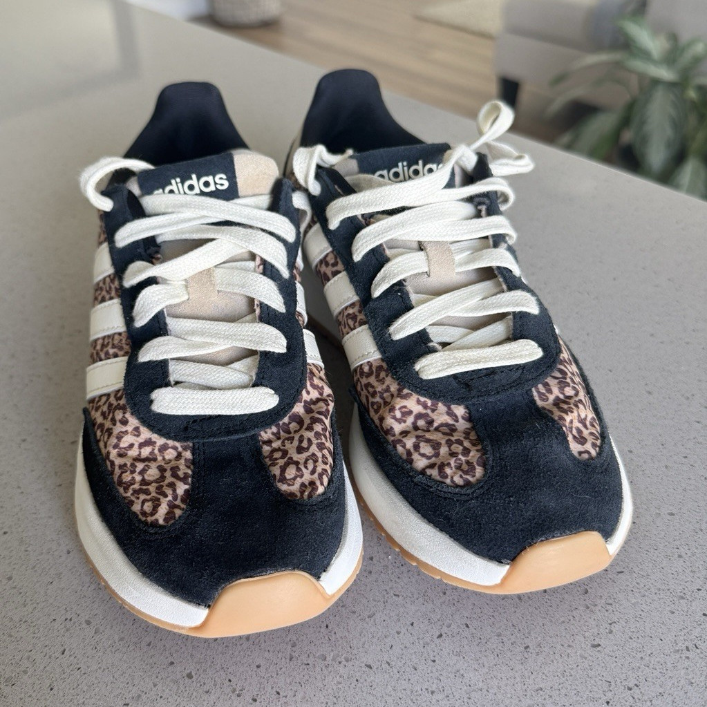 adidas Low Top Lace-Up Athletic Sneakers Black/Beige/White Leopard Print