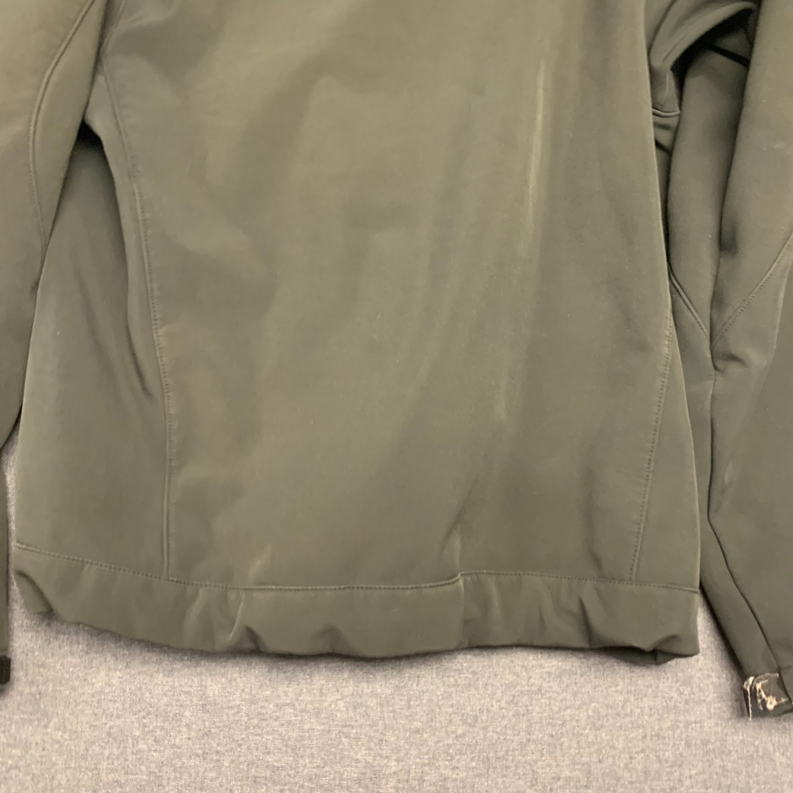 The North Face Apex Mens Jacket Size M Gray Soft Shell Full Zip Windproof Hiking