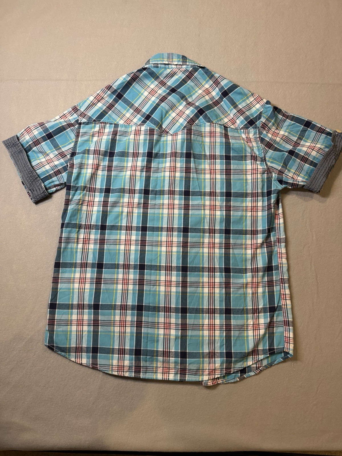 Rolling Paper Co. Plaid Short Sleeve Button-Up Shirt Pockets Patches Men’s XL