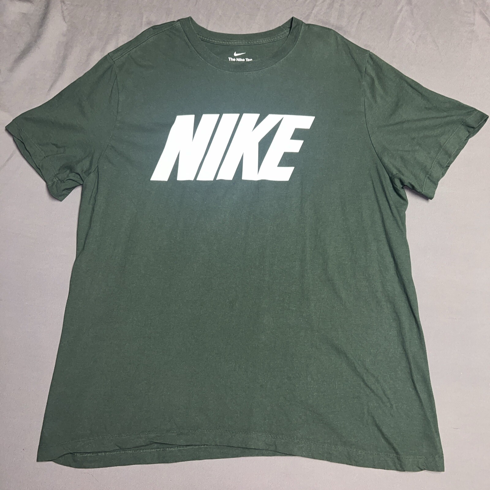 Nike Men’s Sportswear T-Shirt Active Short Sleeve Graphic Tee (1695)