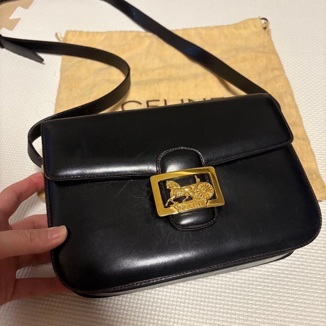 CELINE Black Leather Vintage Shoulder Bag Horsebit Carriage Hardware Authentic