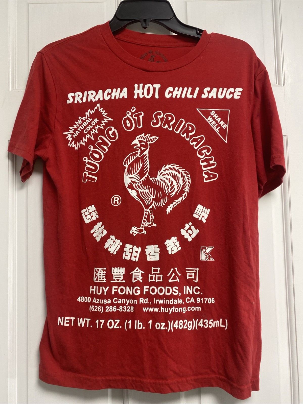 Sriracha Hot Chili Sauce Red Rooster Graphic T Shirt Size Small Huy Fong Foods