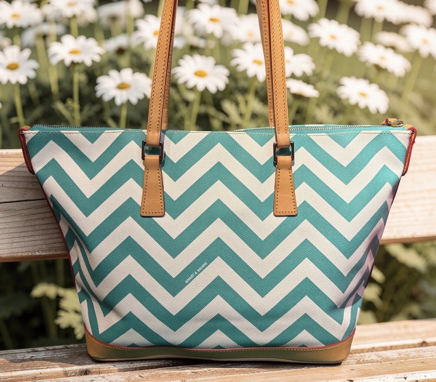Dooney Bourke Turquoise Spearmint Green Chevron Large Shopper Tote Shoulder Bag