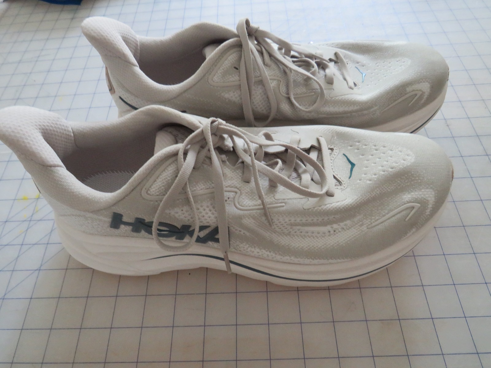 Hoka Clifton 10 Men’s Running shoes, 12, 2E, 46 2/3 EUR, No insoles