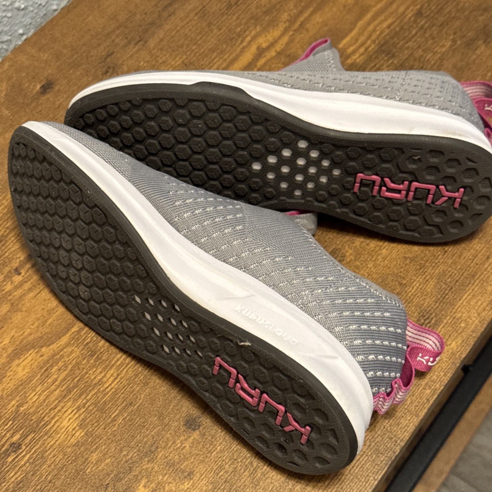 Kuru Atom Slip On 7 Gray Pink Shoes Sneakers Women’s