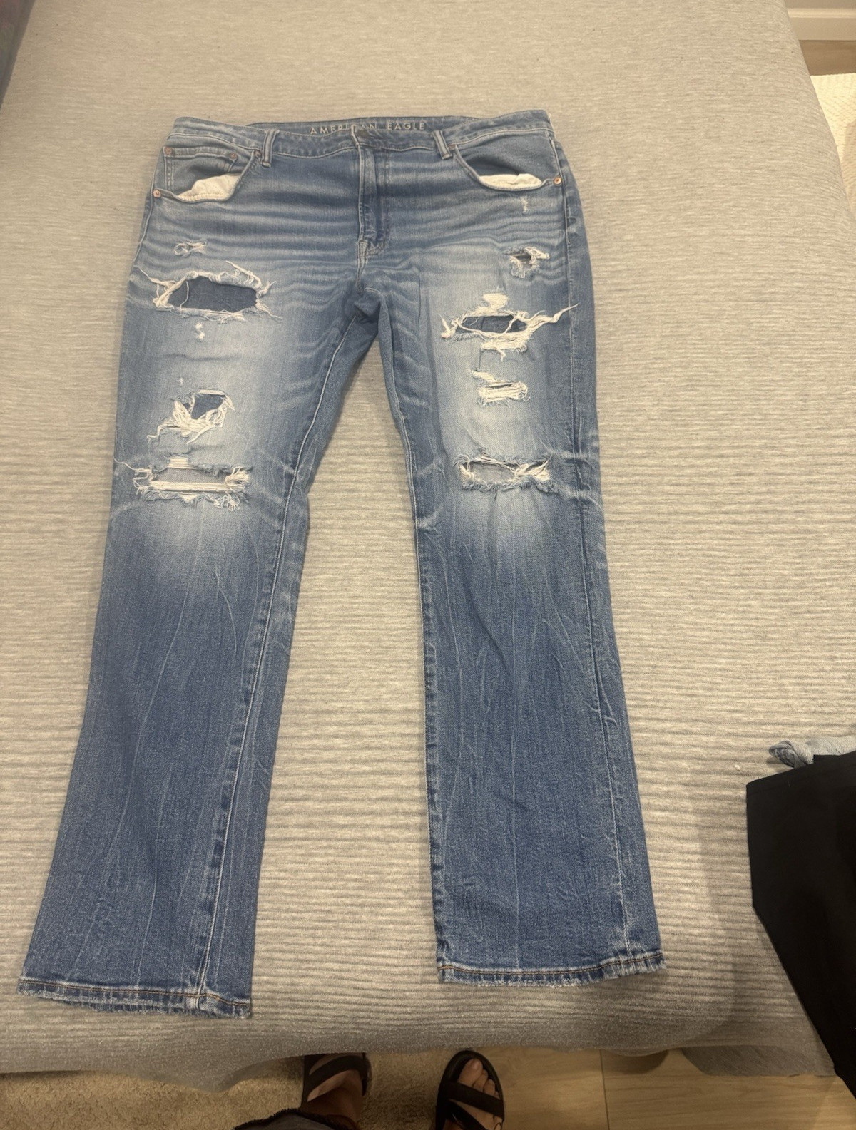 American Eagle Women’s High Rise Skinny Stretch Distressed Jeans Blue 6
