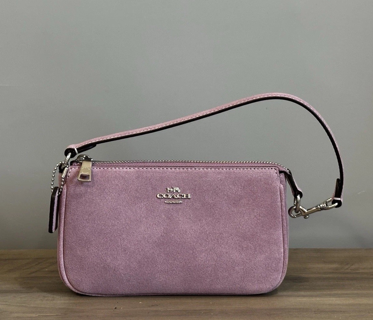 COACH Nolita 19 In Suede & Smooth Leather Wristlet Bag CDN25 Silver/Light Violet