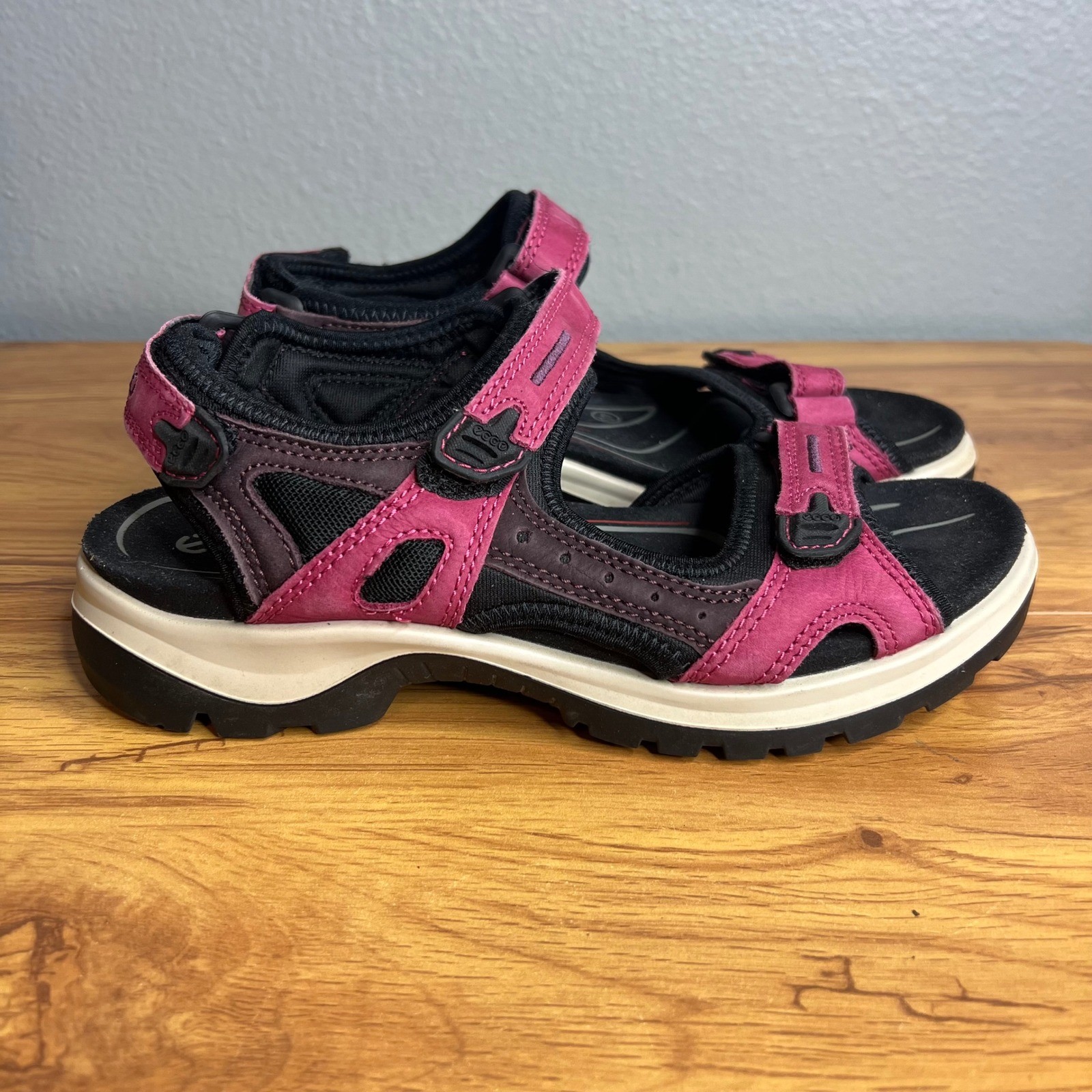 ECCO Offroad Yucatan Sandals Womens Size 40 Hiking Sport Outdoor Strappy Walking