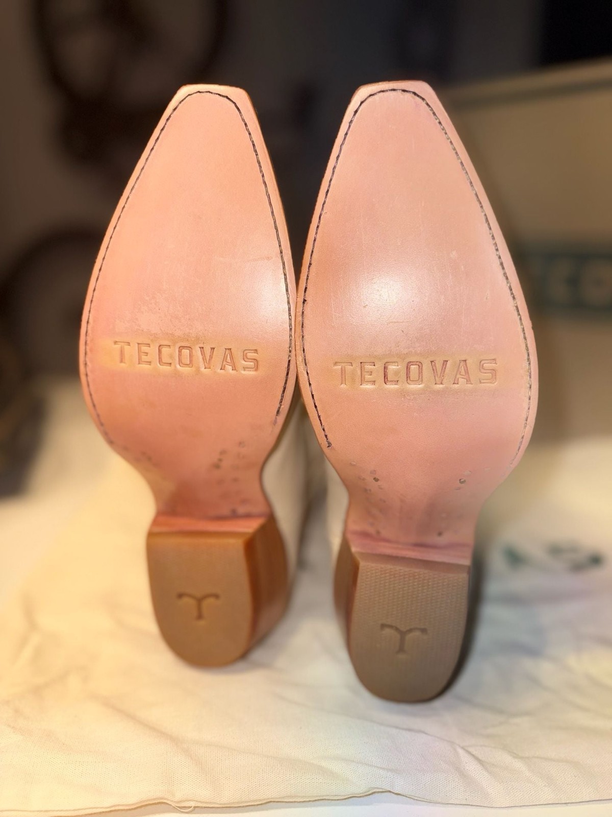 Tecovas The Annie Snip Toe Cowgirl Boots in Bone Sz 6,5 reg