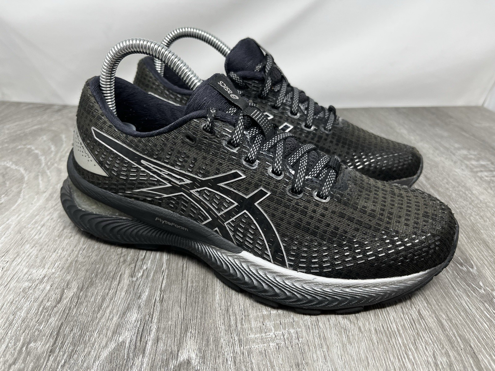 Asics Gel Saiun Women’s US Size 8 Black Pure Silver Gym Road Running Sneakers