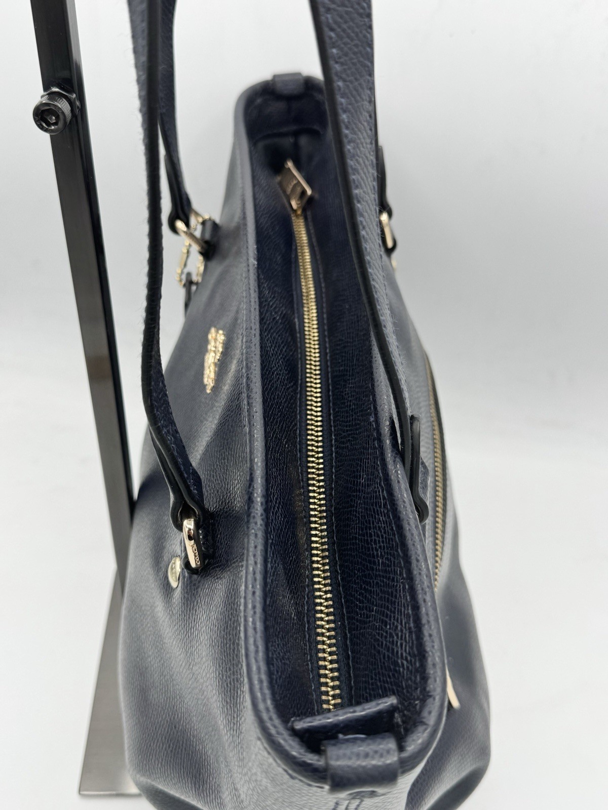 Coach Large Crossgrain Leather Tote for Women – Black (F79608)