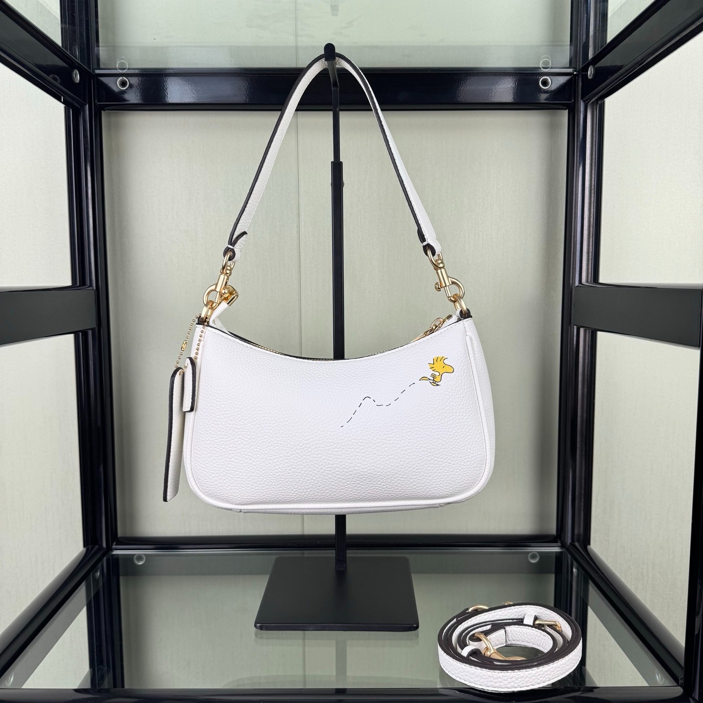 COACH CBJ76 Teri Shoulder Bag Leather PEANUTS Collaboration Snoopy Chalk Multi