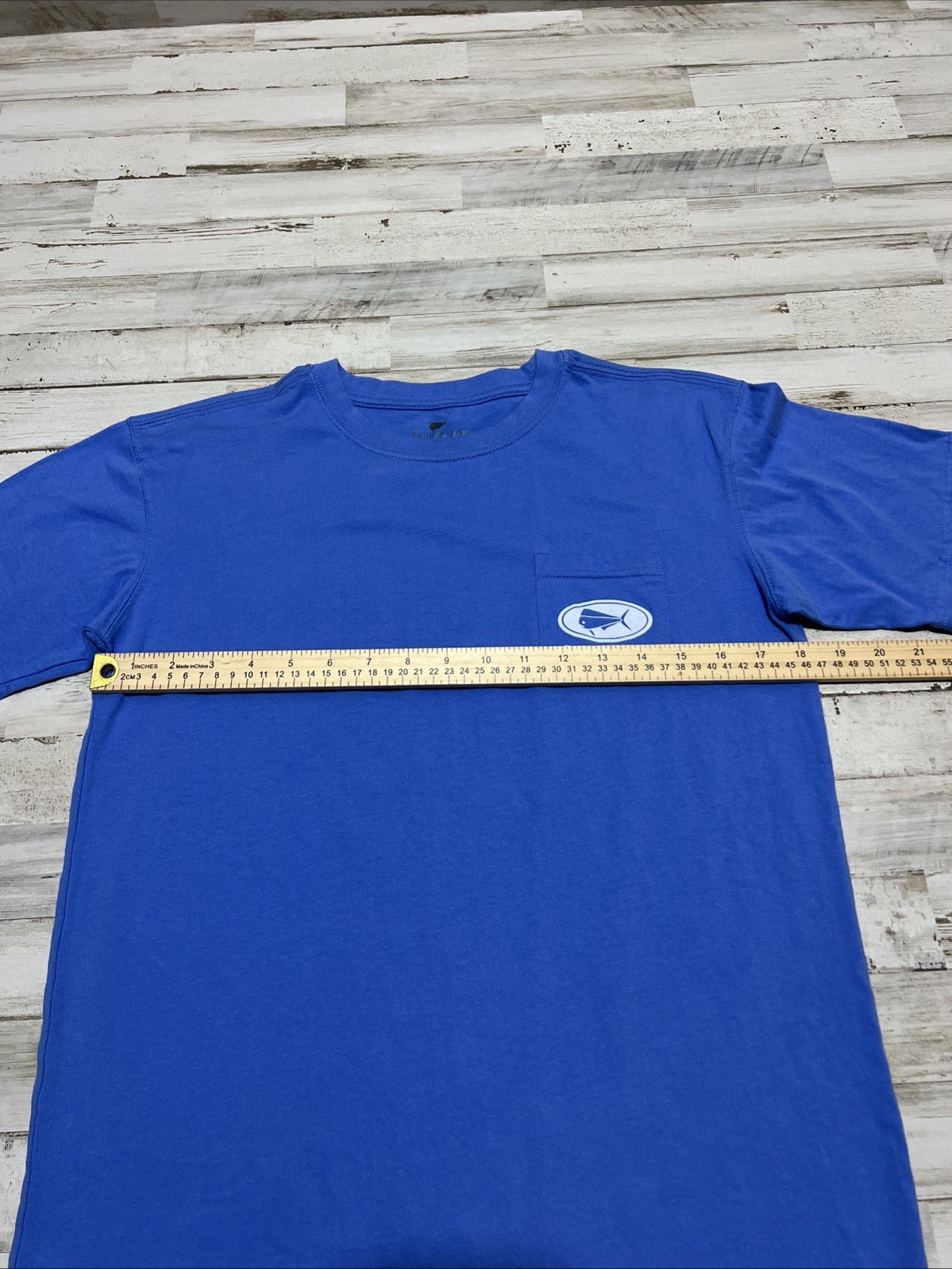 Southern Lure Shirt Youth XL Blue Graphic Cotton Short Sleeve Fishing EUC Soft