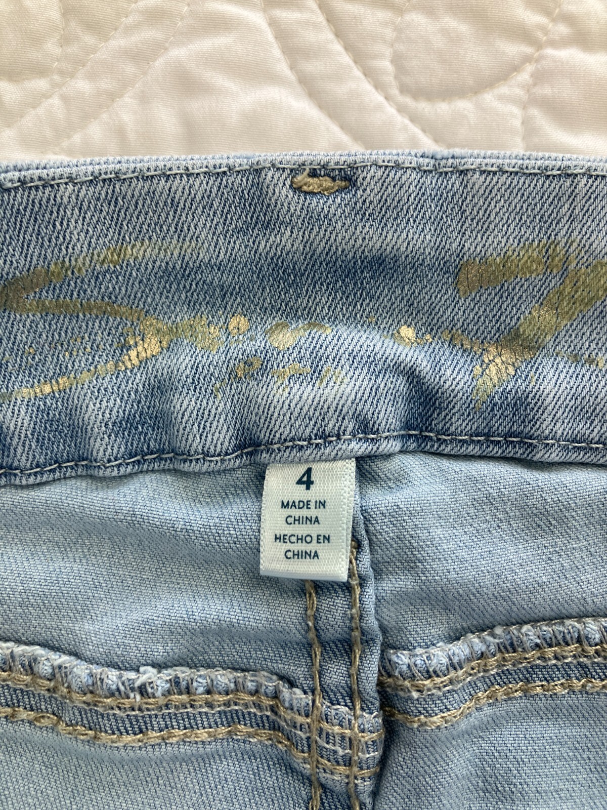 Seven7 Women’s Jeans Size 4 Distressed Straight Stretch Light Wash Raw Hem
