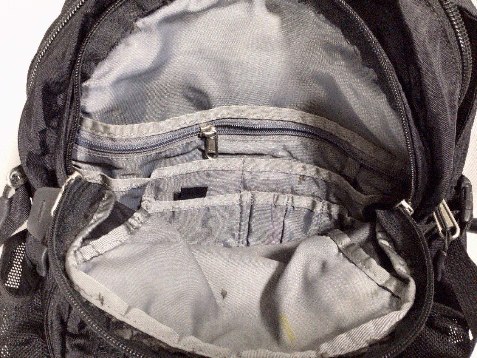 THE NORTH FACE Recon Everyday Laptop Backpack, TNF Black-NPF – USED