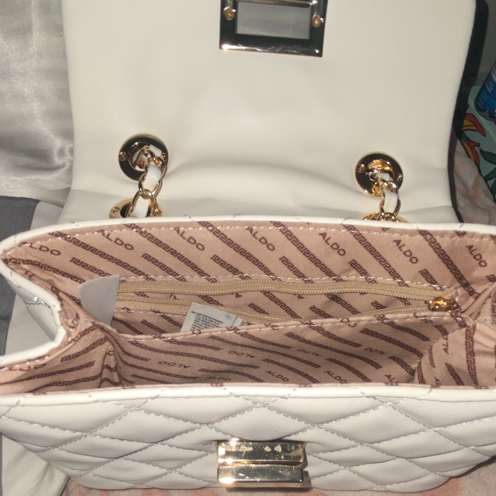 ALDO White Quilted Small Shoulder Bag w/ Gold Chain Strap Turn Lock, Pockets