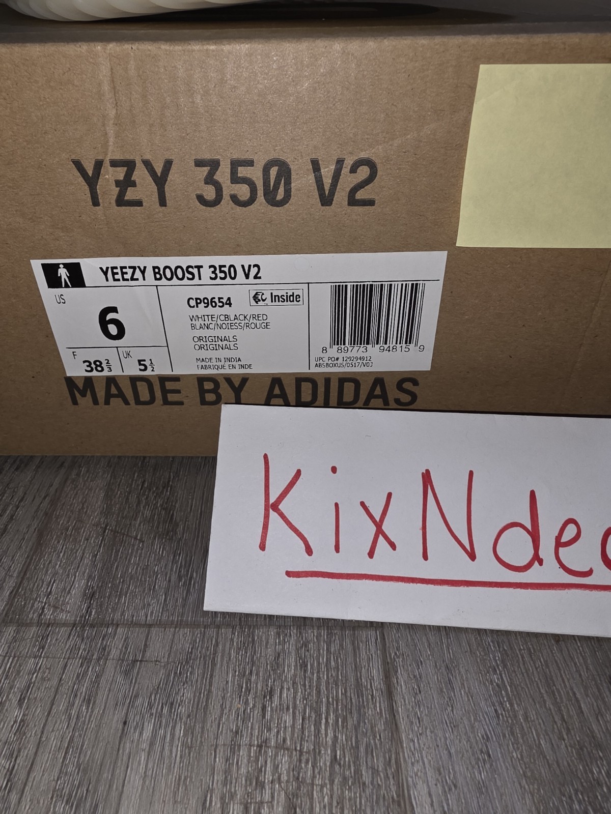 Authentic Adidas Yeezy Boost 350 V2 Zebra (CP9654) Size 6 YZY RNR Wave 500 700