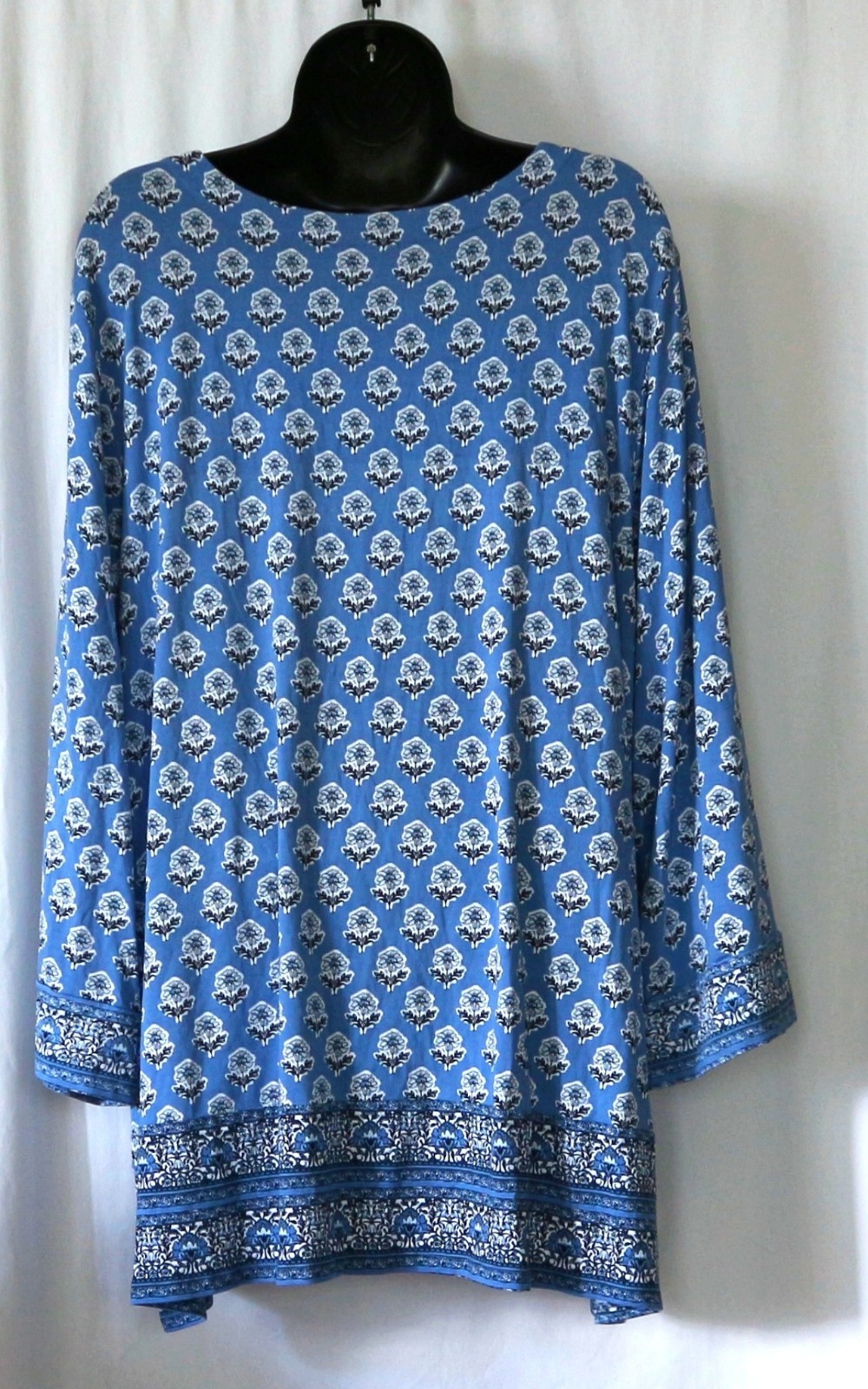 J. JILL Blue Floral Border Prnt Knit Scp Nck Top 48 In Chst 30 In Lng Sz 2X EXC
