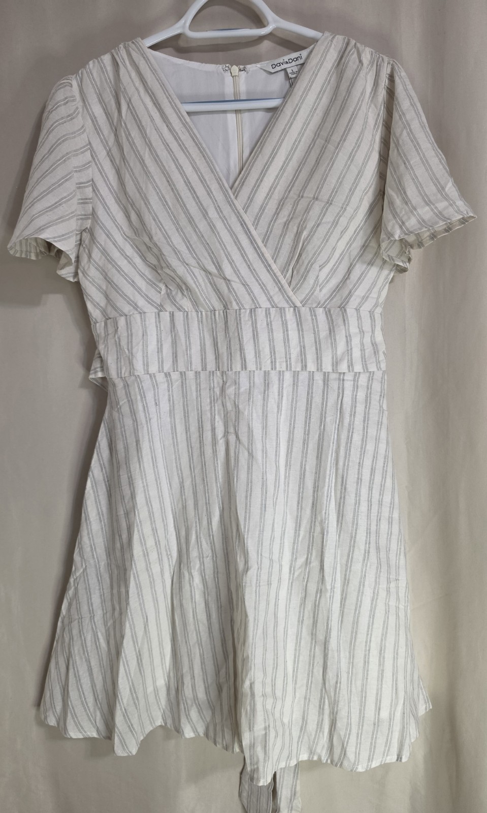 NWT Women’s White Striped Mini Dress By Davi & Dani Size Large