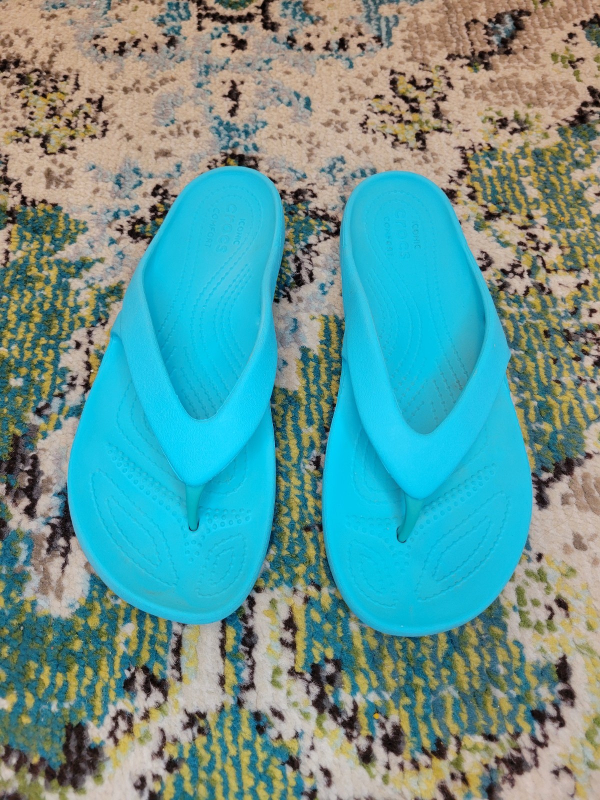 Crocs Kadee II flip-flops Turquoise Lightweight Comfort Flip Flops, Size 8