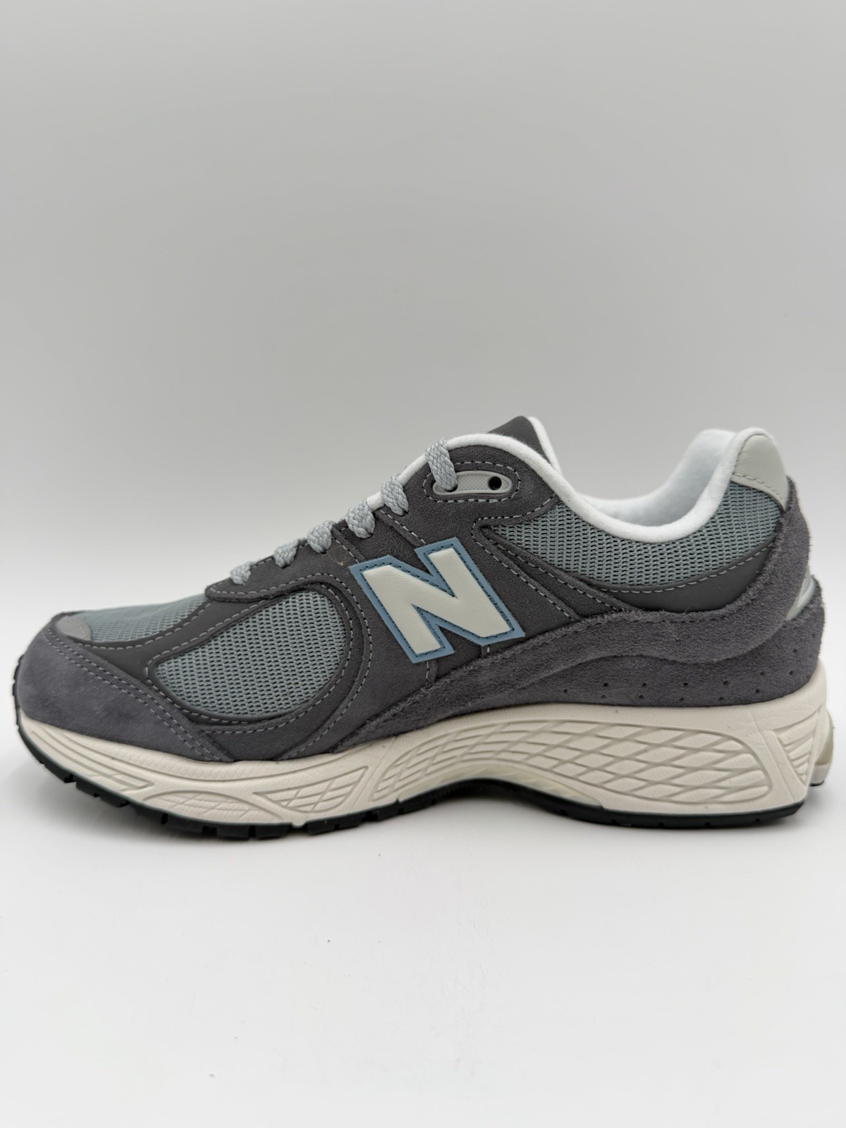 New Balance 2002R Size 6M 7.5W Blue Grey |M2002RFB|