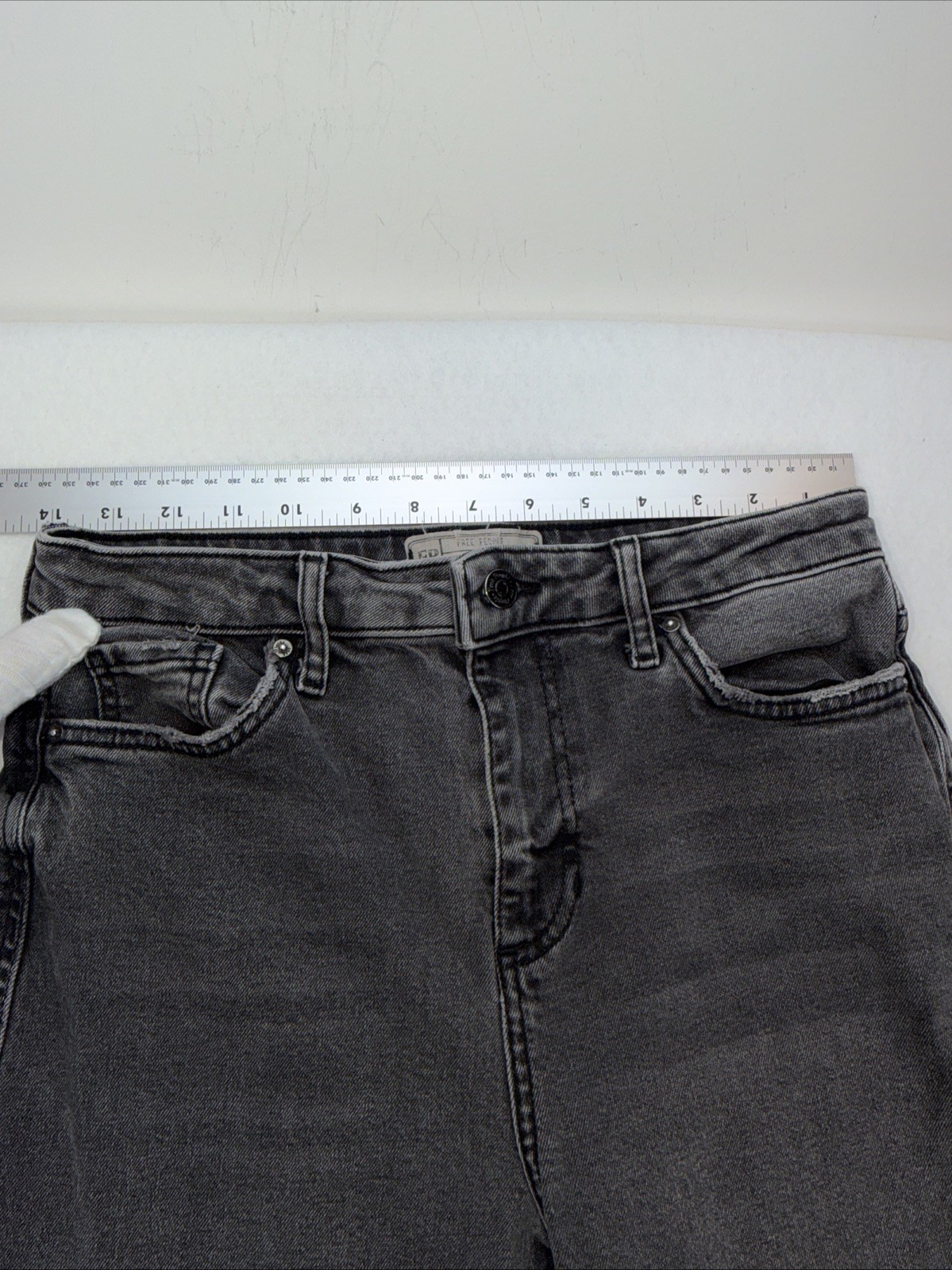We The Free Free People Straight Jeans Gray Frayed Hem Zip Fly Size 29