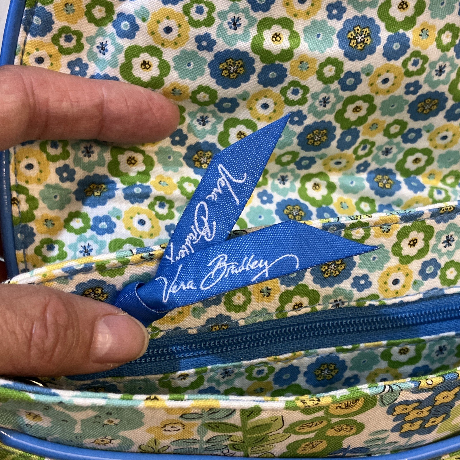Vera Bradley Floral Quilted Shoulder Bag Purse w/ Detachable Silver Chain Strap