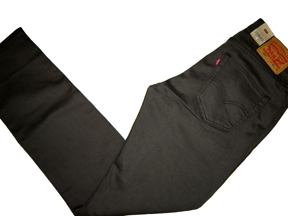 NWT Levi’s 511 jeans 32 x 32 Slim Fit Retail $80 Style # 04511-2272