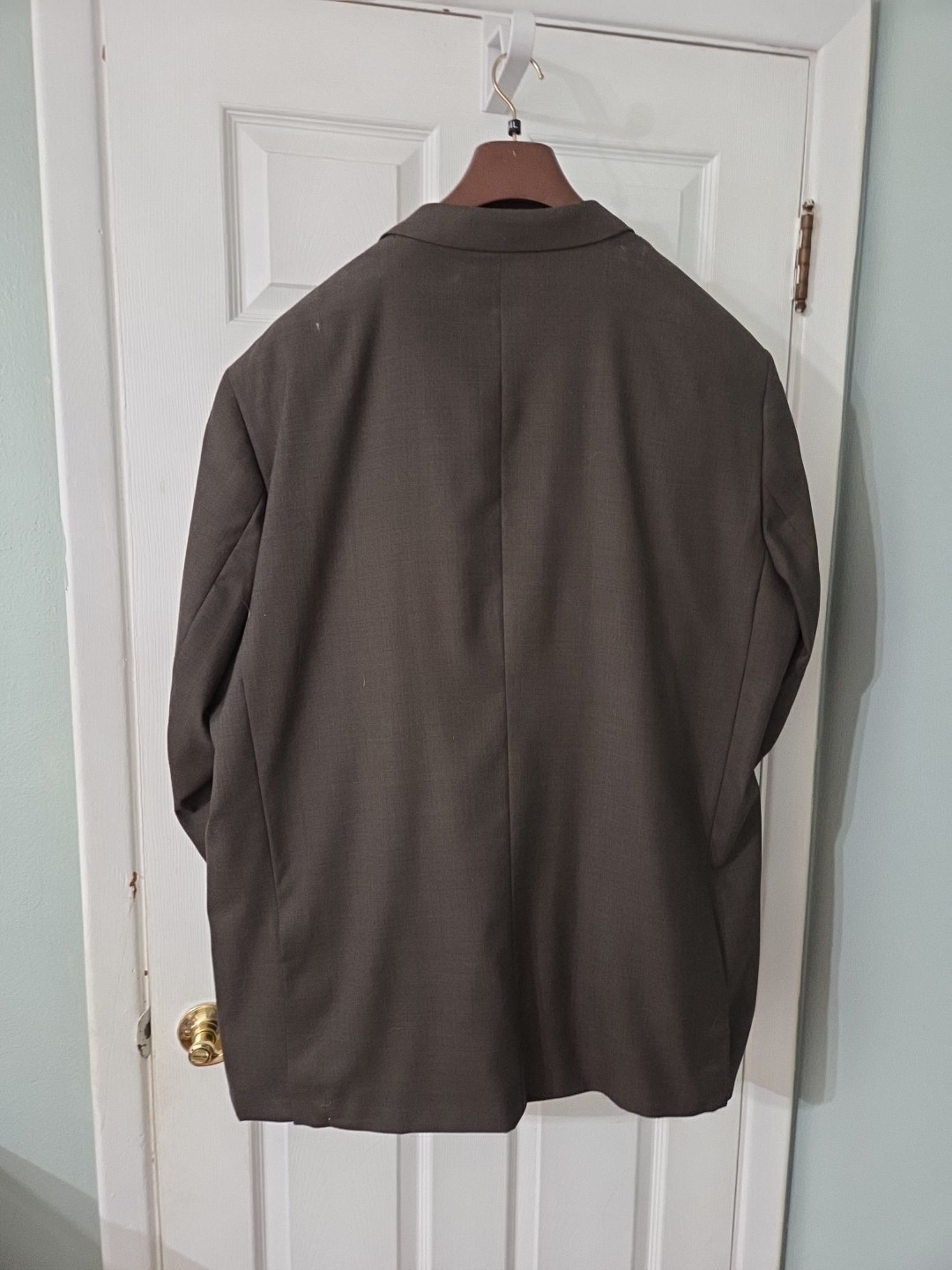 Rossellini Italy 100% Virgin Wool Men’s Brown Suit. 54L. NWT
