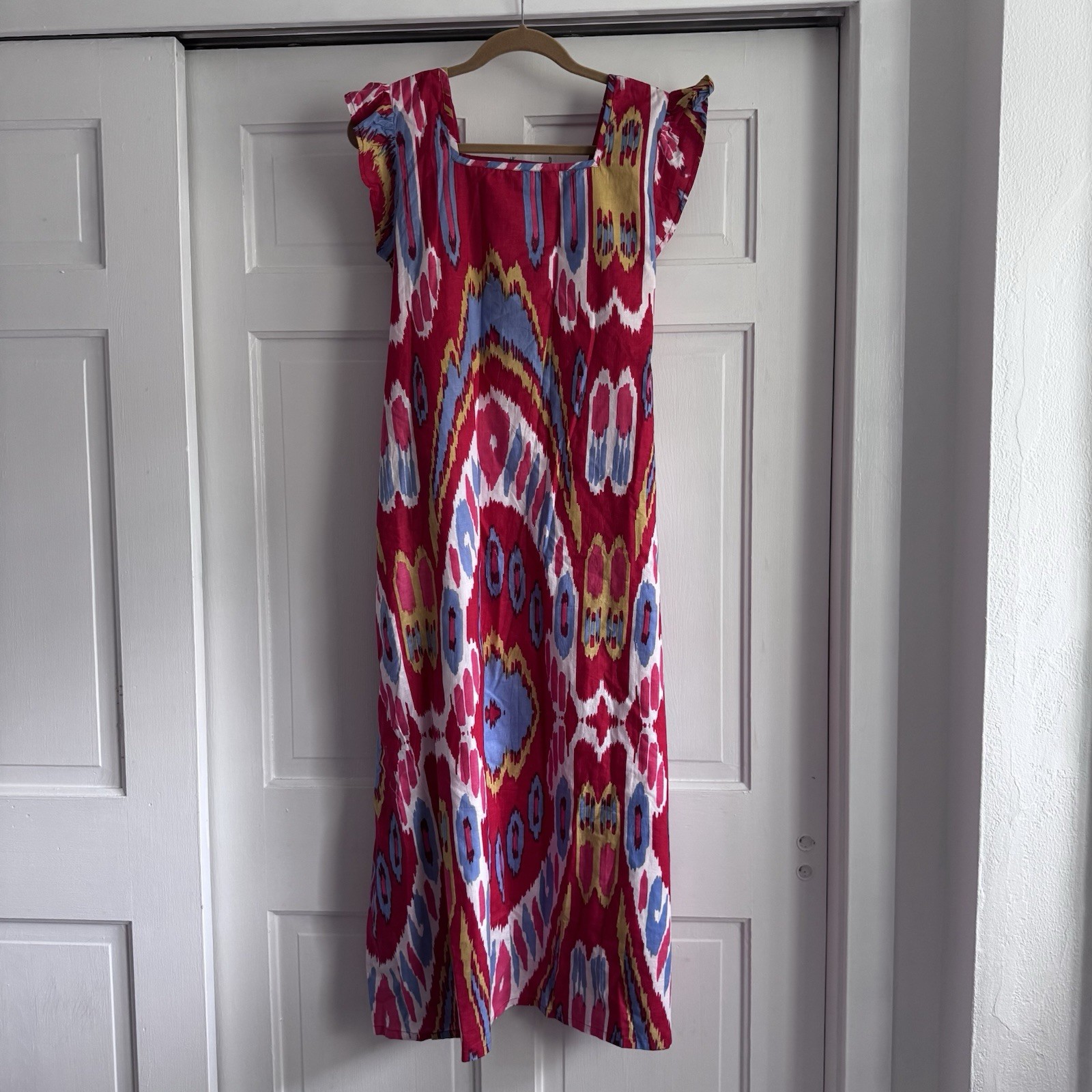 Le Bazar Coastal Maxi Dress With Pockets Red Multicolor Batik Print Size Small