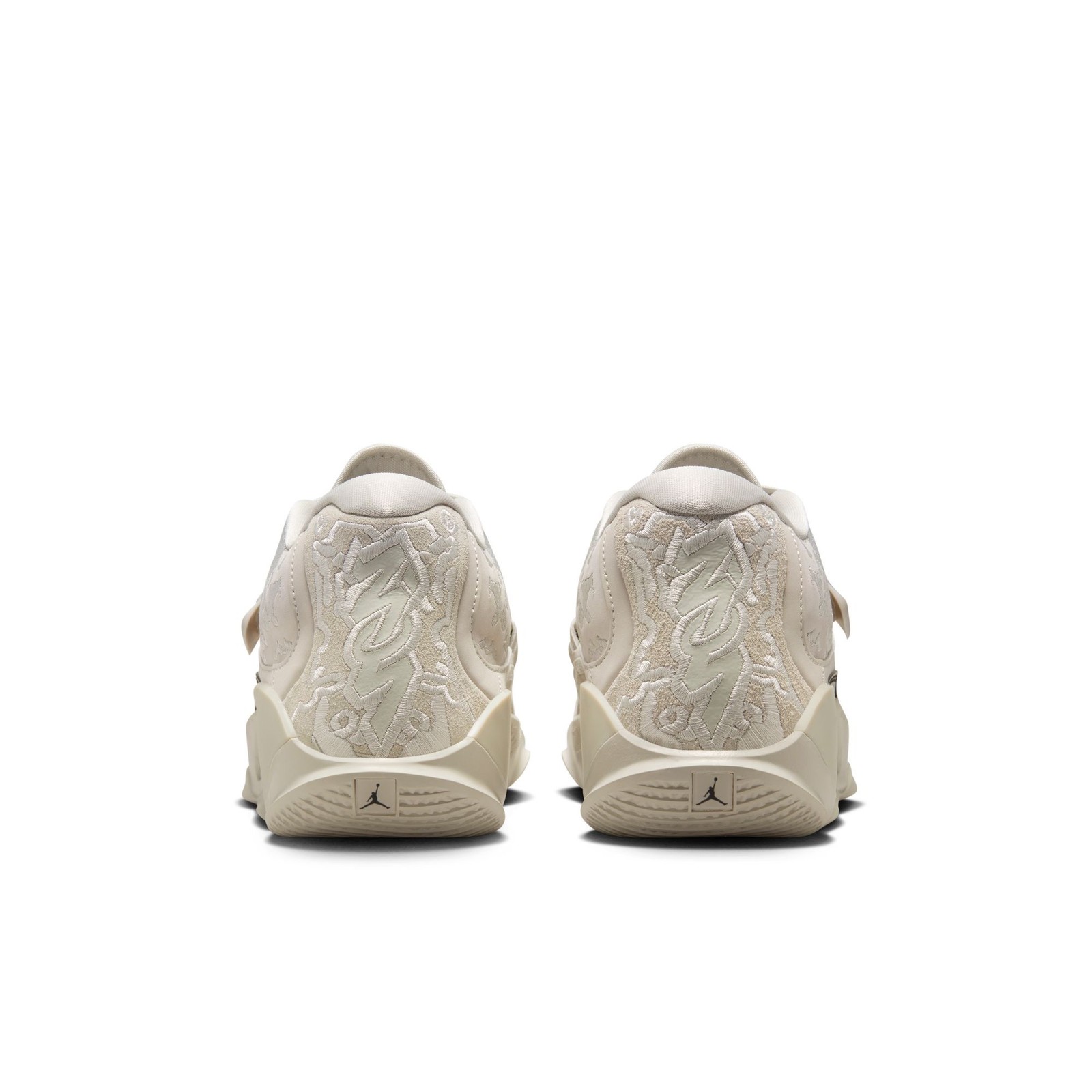 JORDAN ZION 3 PF M.U.D. LIGHT BONE SAIL