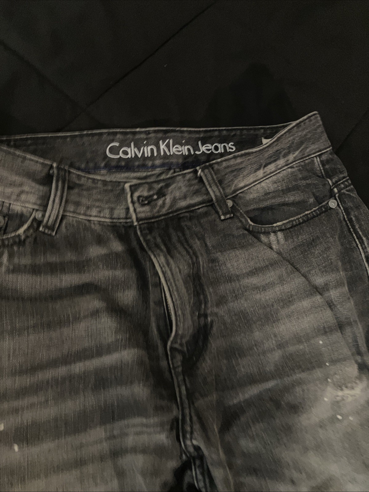 Calvin Klein Jeans Distressed 31×30 Straight