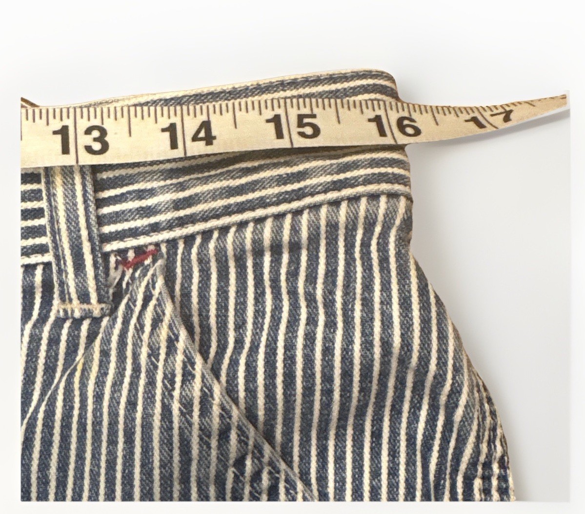 GAP Men’s Carpenter Striped Denim Shorts Blue/White Pockets Button Zip 7in