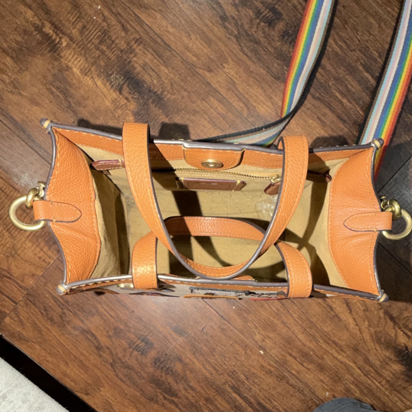 Coach Beige/Brown Crossbody Bag Rainbow Strap Patches Zipper Gold Lined