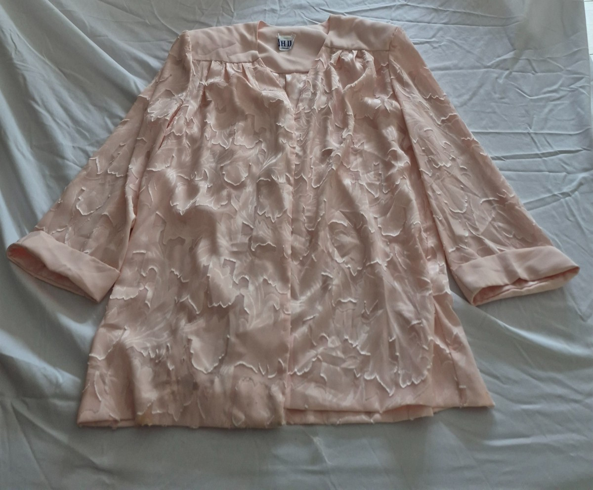 WOMENS SIZE XL 100% POLYESTER 1980’s VINTAGE KIMONO WRAP WITH SHOULDER PADS