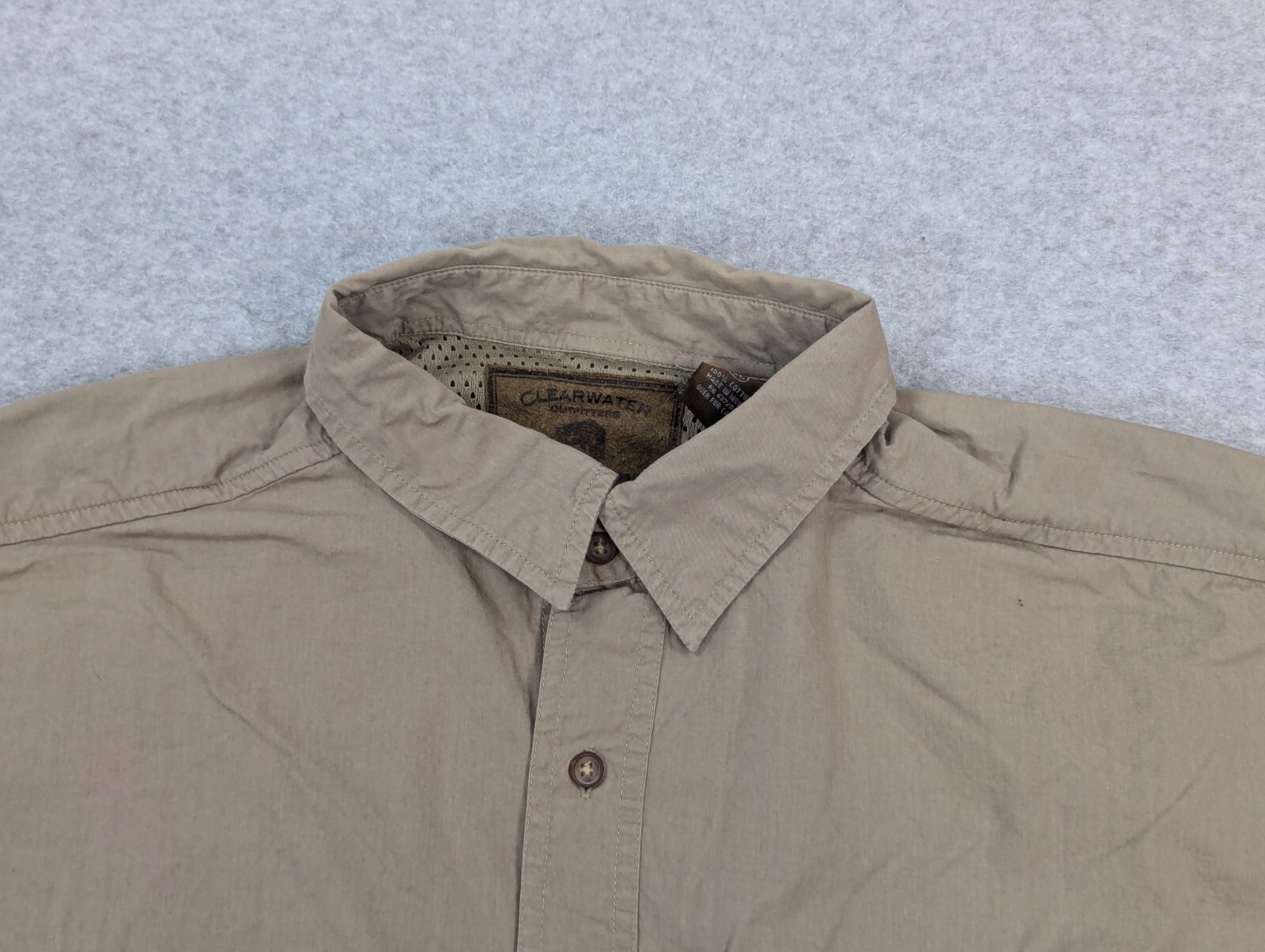 Clearwater Shirt Mens Extra Large Beige Fishing Outdoors Lures Reels Vented