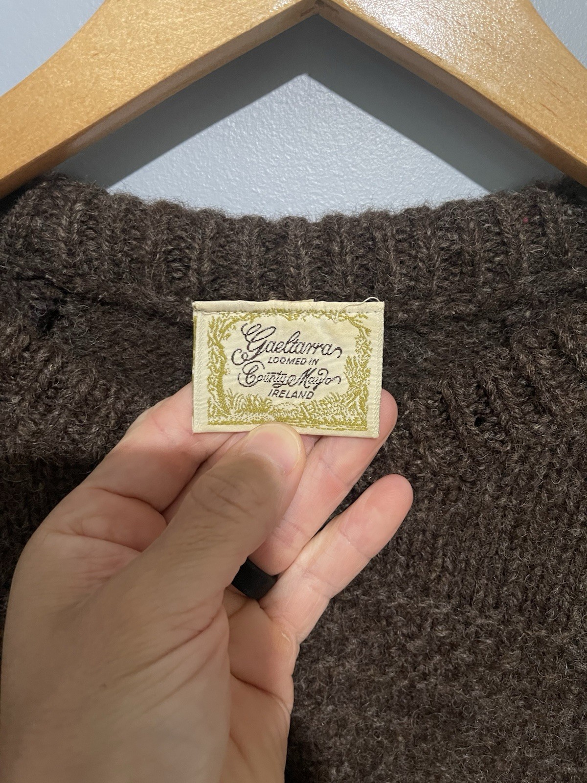 Vintage GAELTARRA Hand Loomed WoolSweater Size 42 (107cm) Brown & Cream Ireland