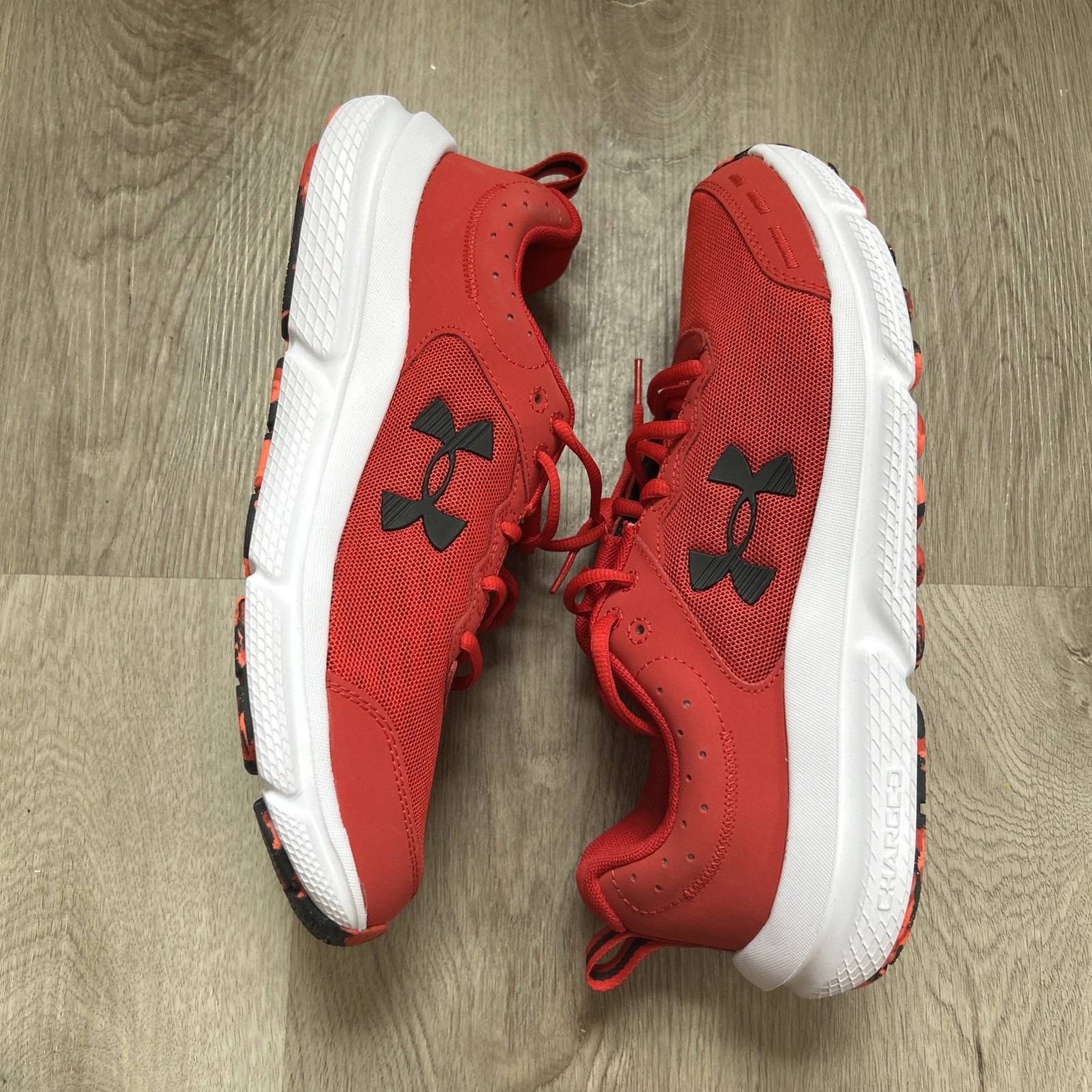 Under Armour Charged Assert 10 Mens 8.5 Running Shoes Red Sneakers 3026175-600