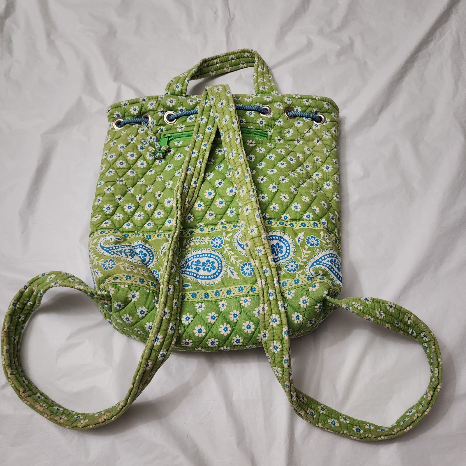 Vera Bradley Drawstring Backpack Apple Green Paisley Retired Magnetic Flap Close