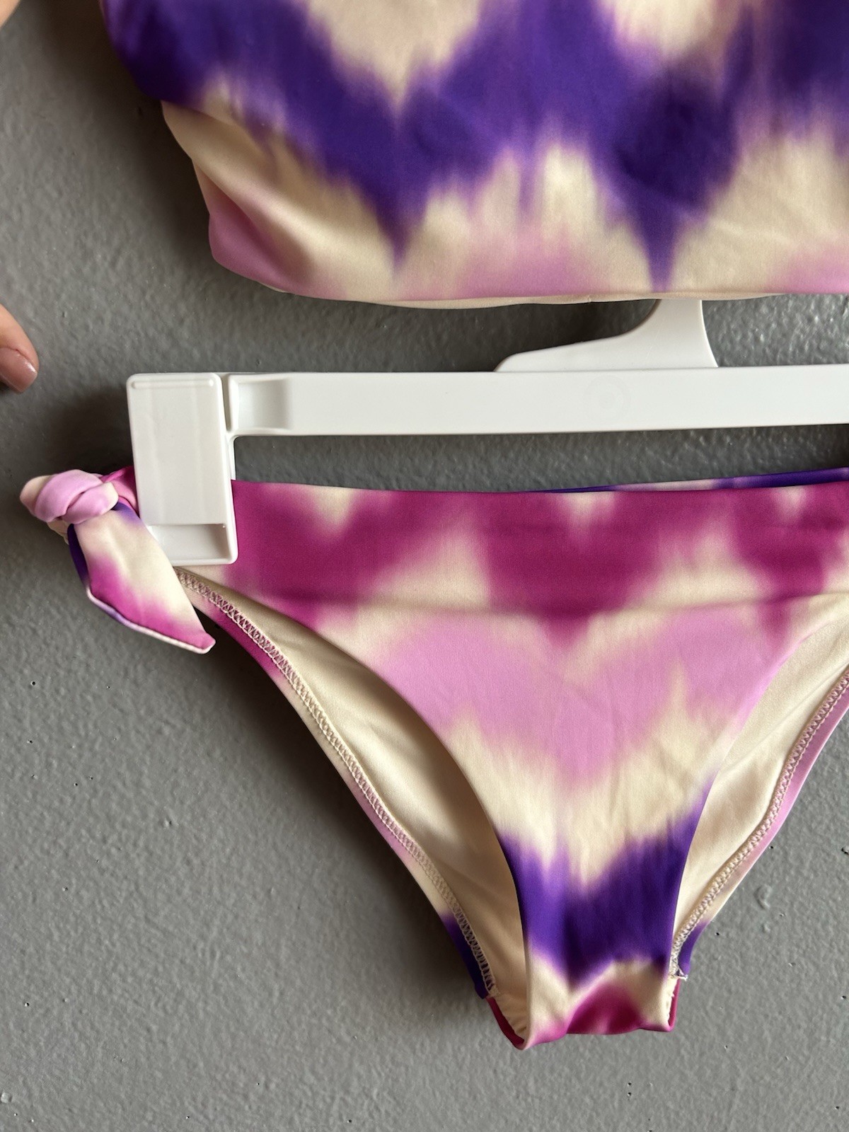 énfasis Women’s Purple/Pink/Beige Tie-Dye One Shoulder Bikini Set 2-Piece 36 B