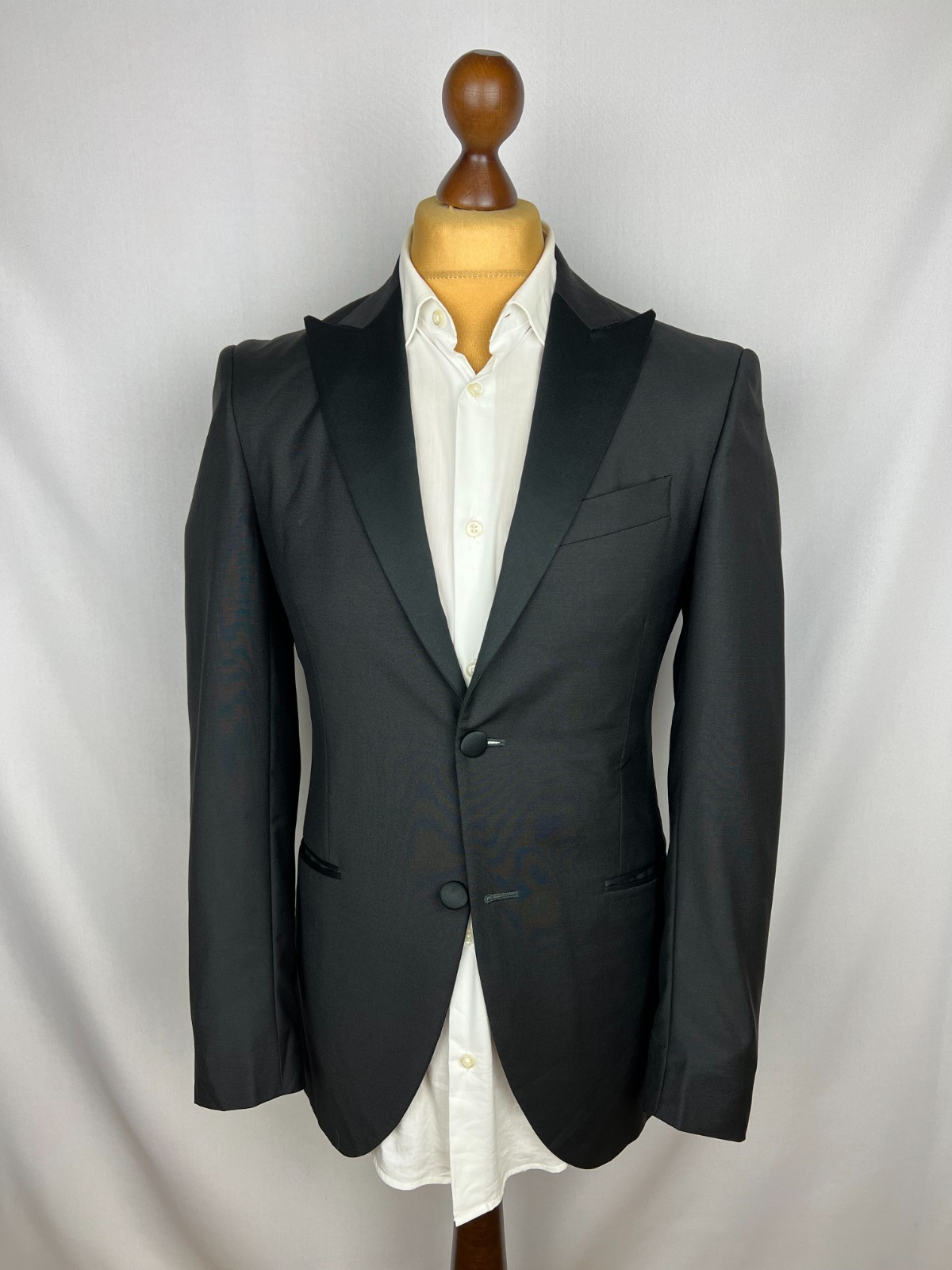 HACKETT Mayfair Gorgeous Solid Black WoolMohair Peak-Lapel Tuxedo Suit 36US46IT