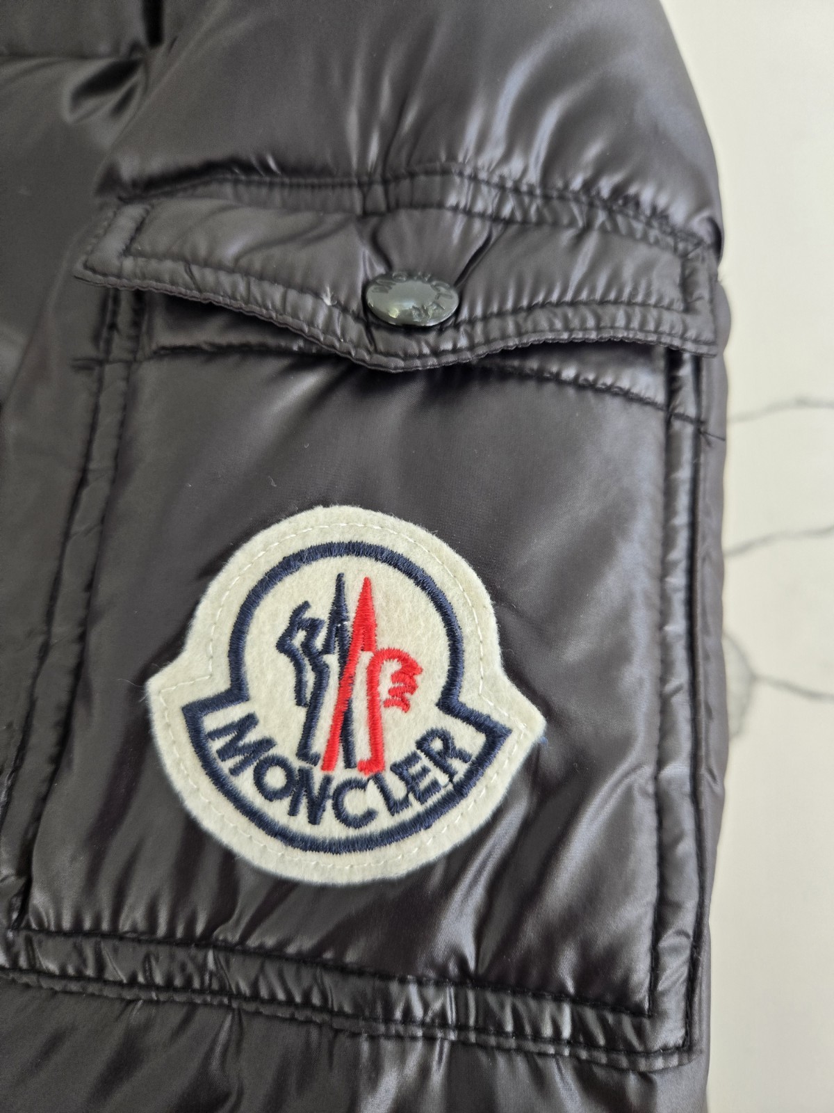 Women`s Moncler Nylon Puffer Jacket Authentic Size 3